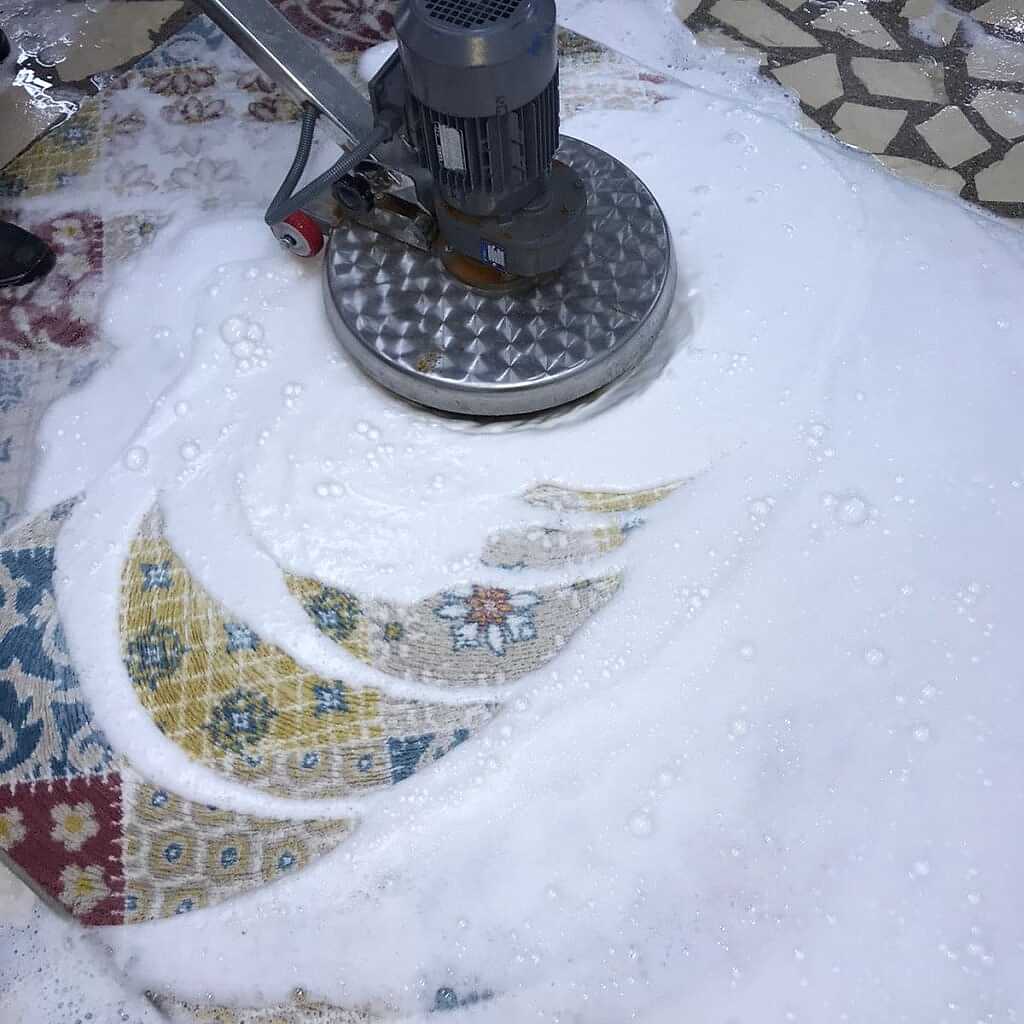 Halı Yıkama Makinesi